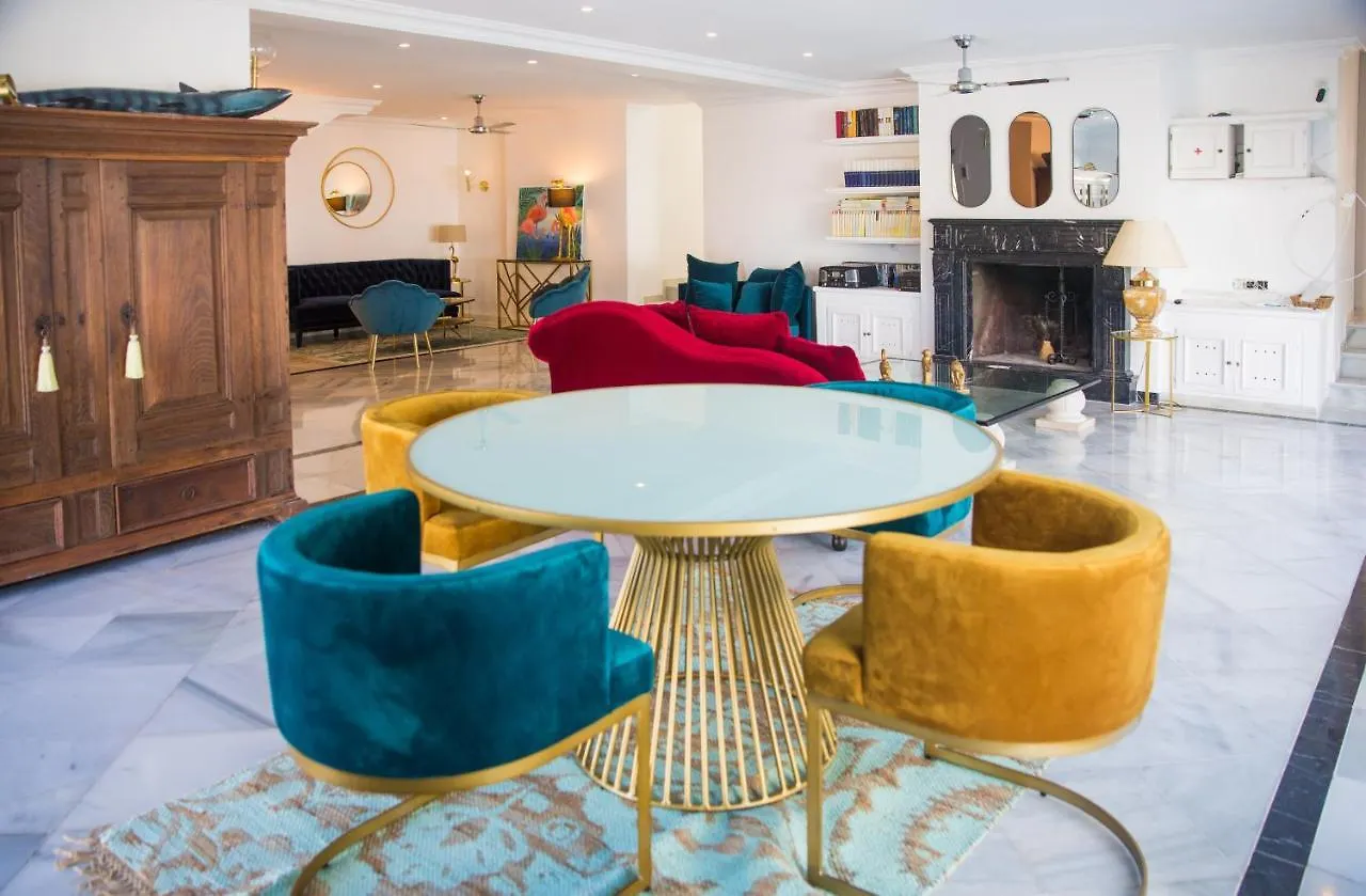 Suites Of Villa Gatsby 마르베야 아파트호텔